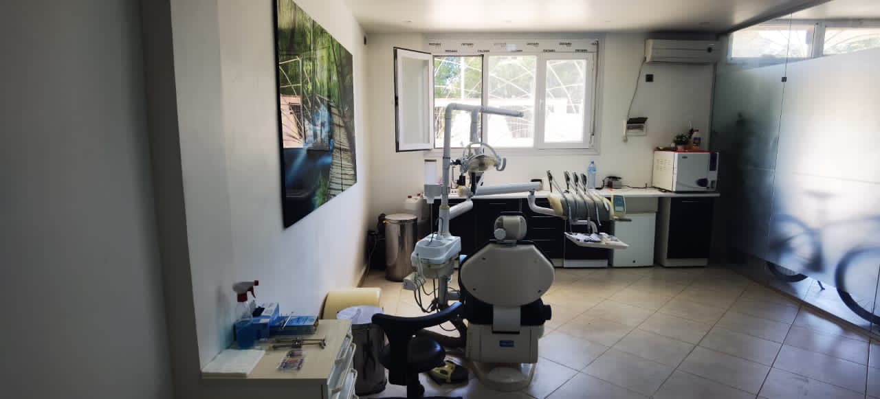 CHIRURGIEN DENTISTE SAID